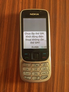 Nokia 6303i đời đầu .