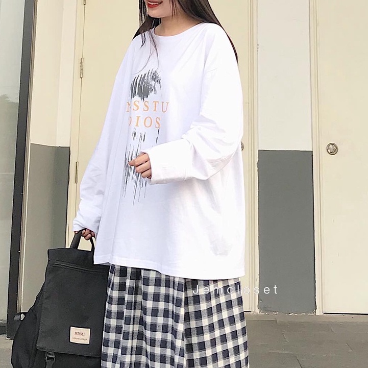 Áo Thun Tay Dài Cổ Tròn JEM CLOSET Áo Phông Nữ Form Rộng INDI 2 Màu Trắng Đen Phong Cách Ulzzang Hàn Quốc Trẻ Trung 1920