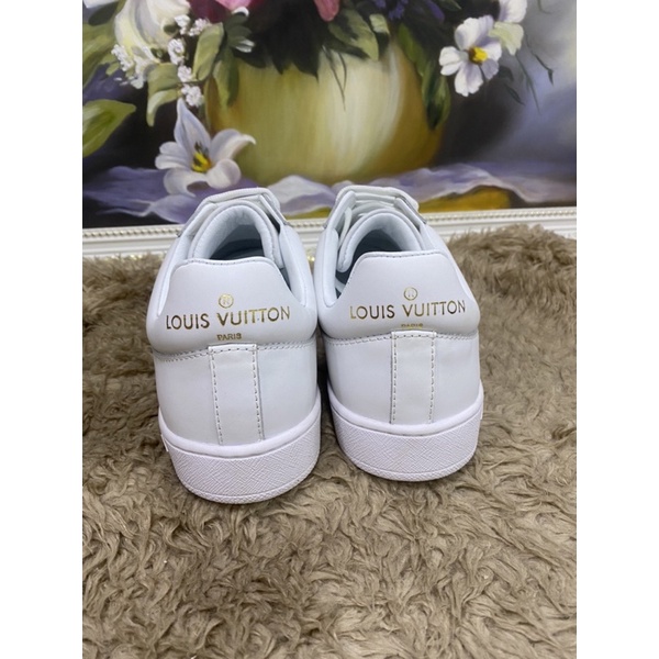Giày thể thao size 39