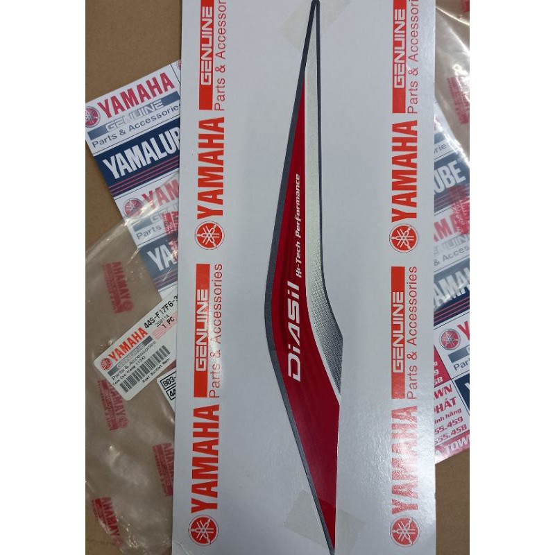 Tem xe trắng Luvias Yamaha chính hãng