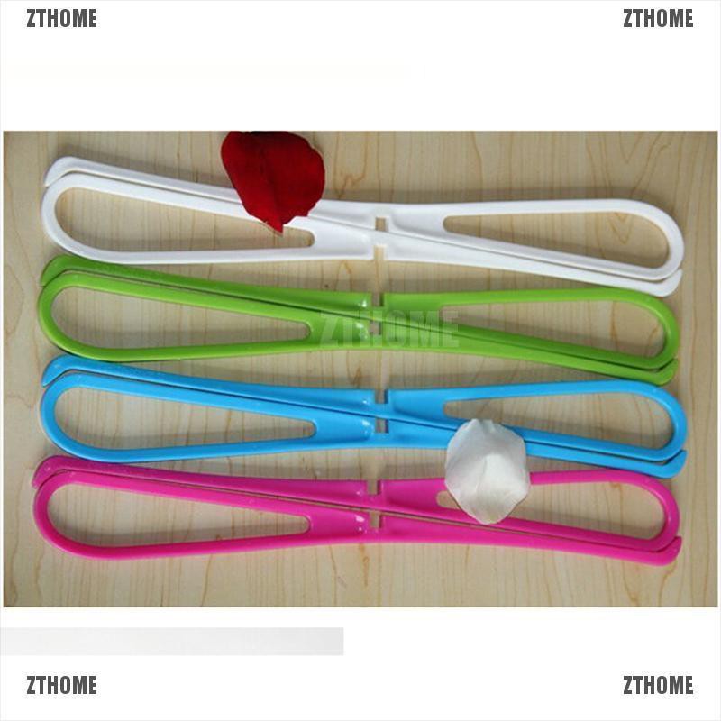 Đế hỗ trợ tản nhiệt cho máy tính xách tay bằng nhựa chuyên dụng B 'zthome