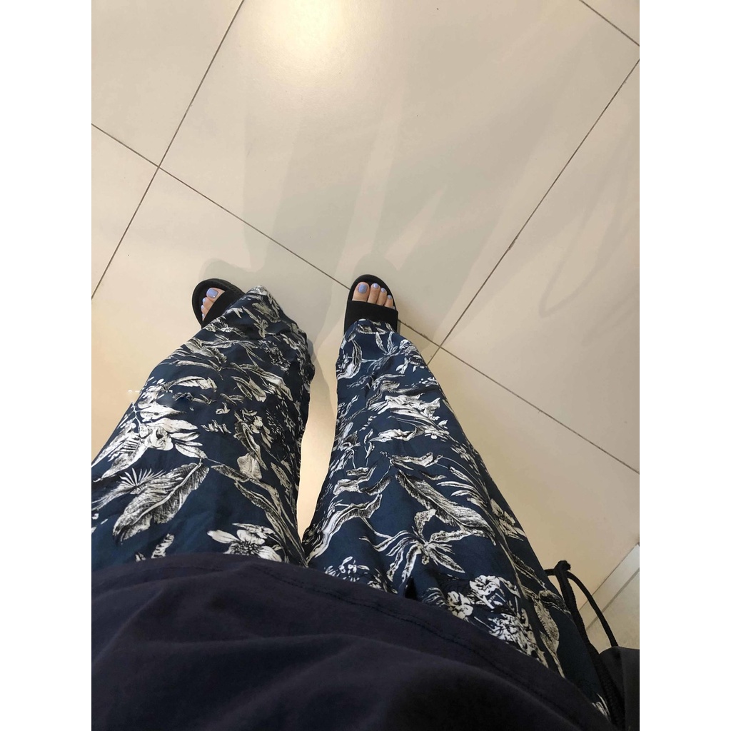 Quần dài ống rộng in họa tiết sành điệu thời trang đi biển cho nữ