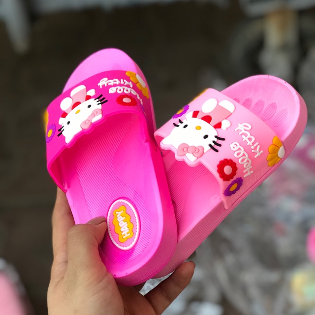 Dép hello kitty