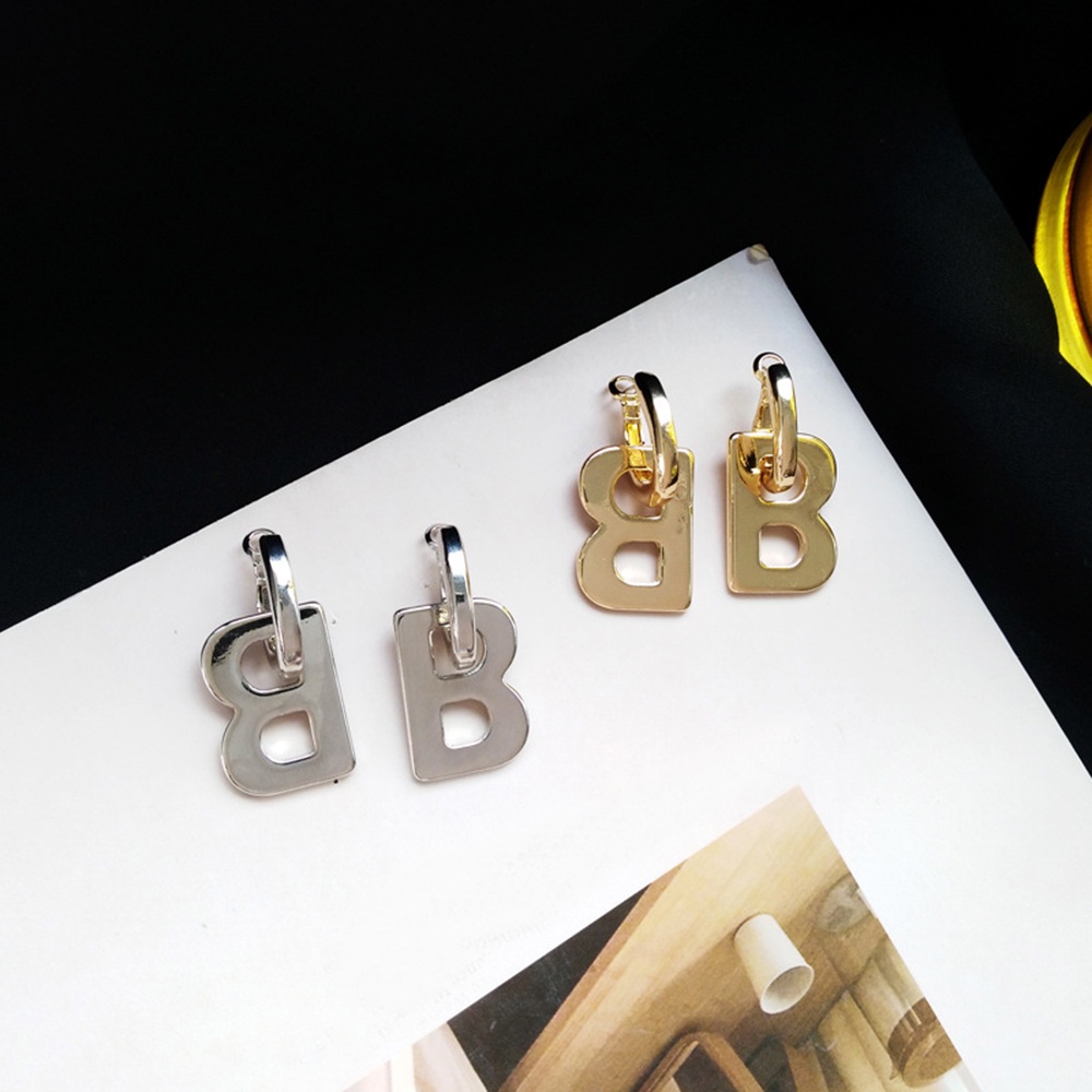 Đôi Khuyên Tai Dài Họa Tiết Chữ B Thời Trang Thanh Lịch Cho Nữ