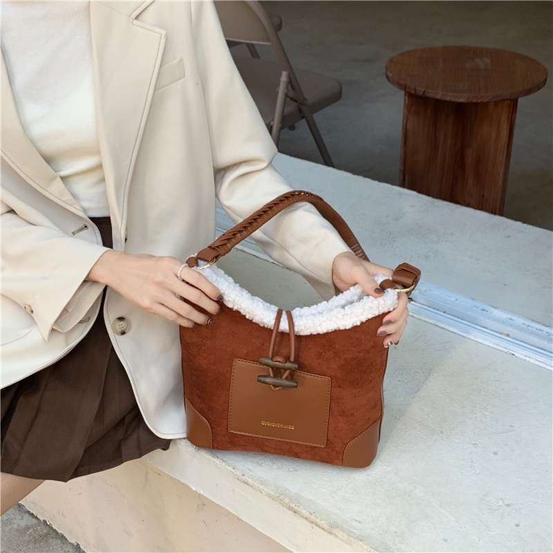 Túi tote Phối Lông Sang Trọng Phong Cách retro