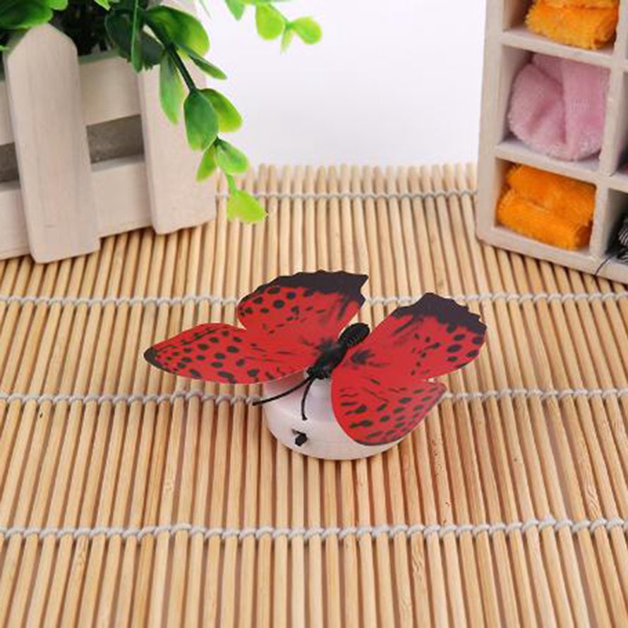 Bướm đèn LED nhiều màu trang trí tường dễ thương