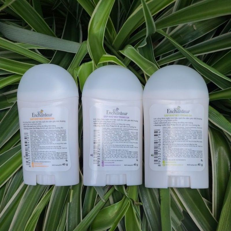 Sáp khử mùi Enchanteur 40g