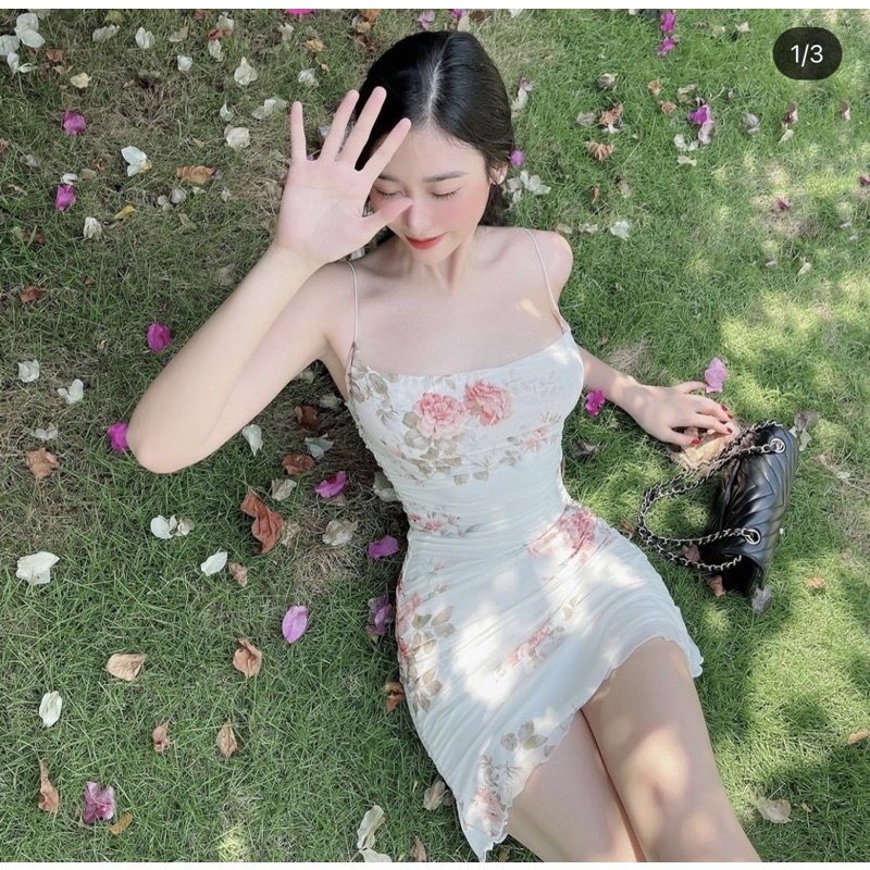 Đầm đuôi cá 2 dây trắng form ngắn Mi Dress