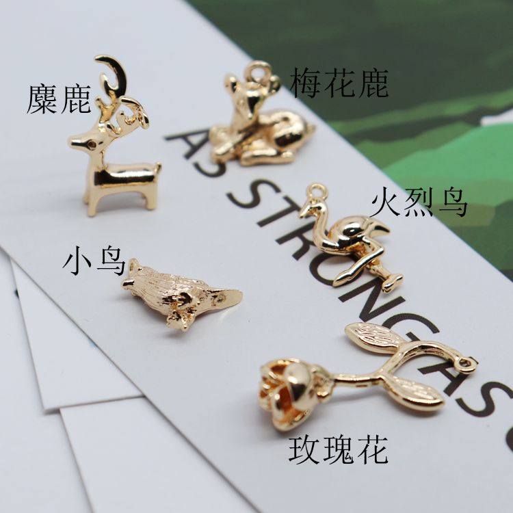 Mặt Dây Chuyền Hình Động Vật Ba Chiều Bằng Đồng Mạ Vàng 18k diy Có Dây Treo