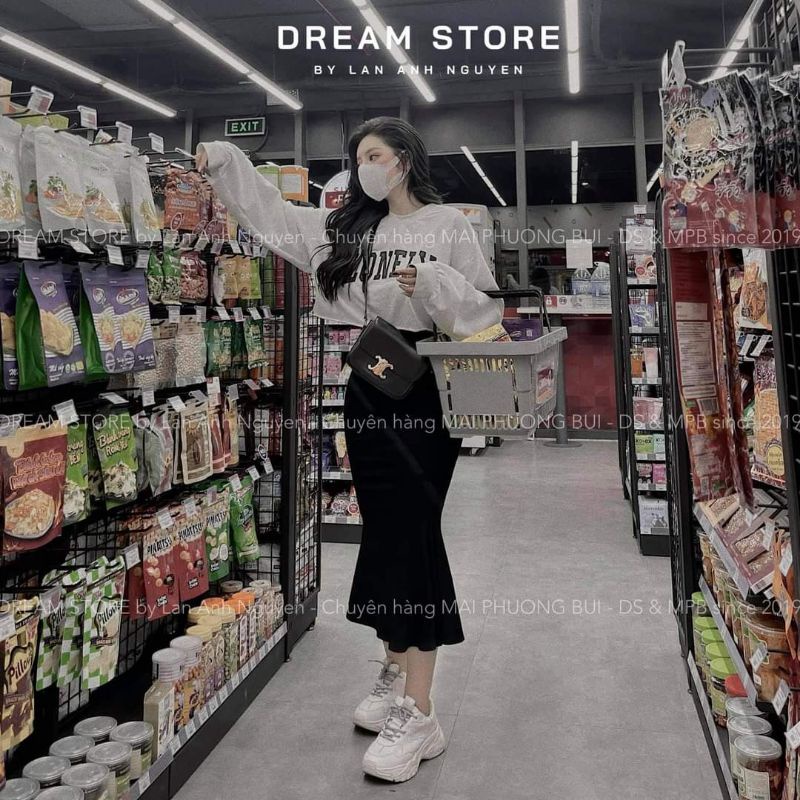 Set Áo crop top tay dài và chân váy đuôi cá