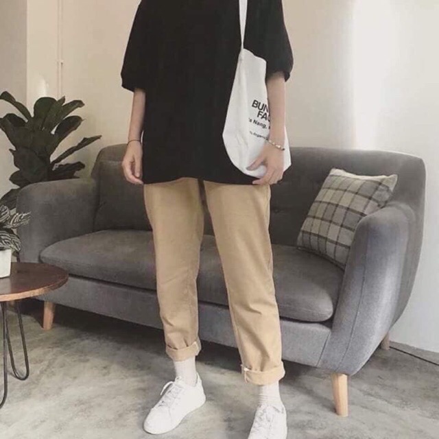 Quần kaki xuông sắn gấu