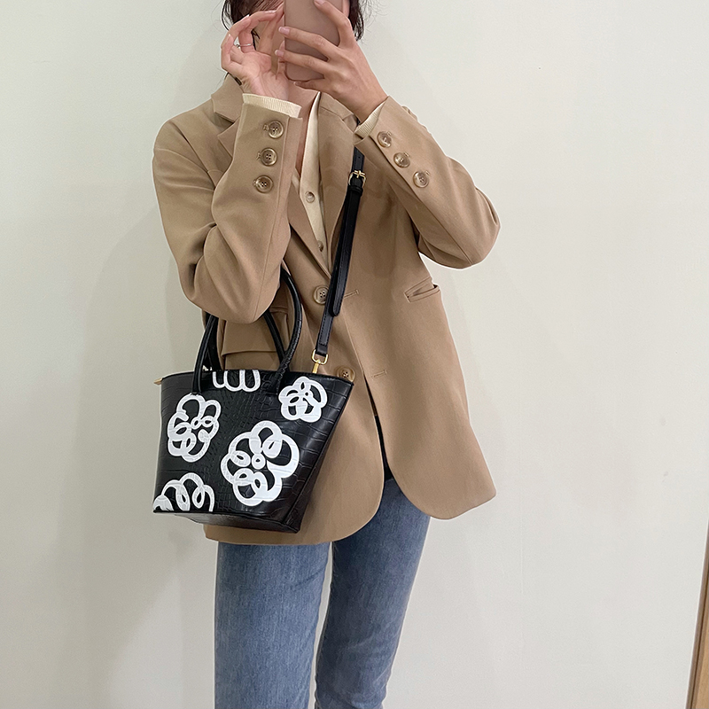 Túi Xách Tay Nữ In Hoa Thời Trang Hàn Quốc
