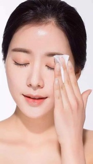 Tẩy trang SUM ESSENTIAL CLEANSING WATER mini 100ml