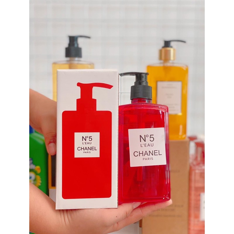 SỮA TẮM NƯỚC HOA CHANEL NO5 ĐỎ