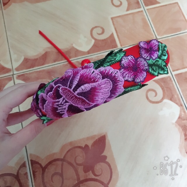 Mấn đội đầu