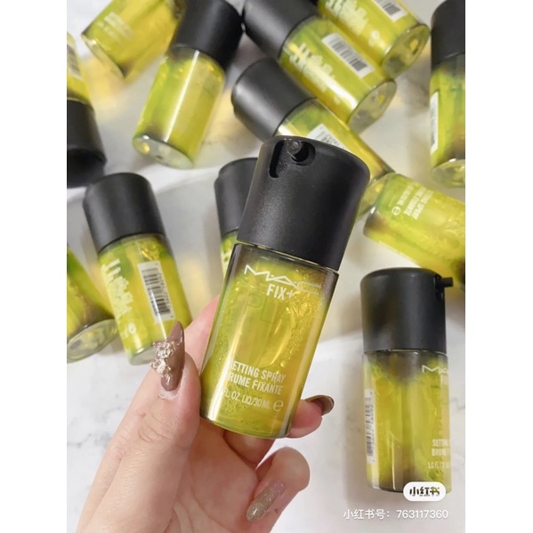 Xịt makeup trang điểm Ma.c