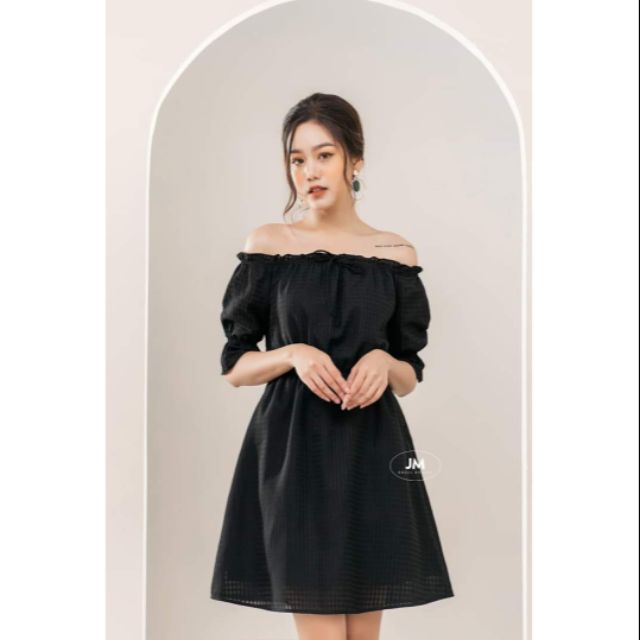 Váy trễ vai by JM dress