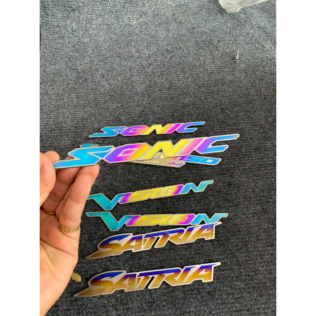 Miếng dán logo Titan  thay thế Team Xe wave dream sirius exciter winer sonic vairo satria