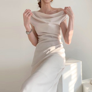 Đầm dự tiệc cổ đổ thanh lịch (sẵn màu kem)