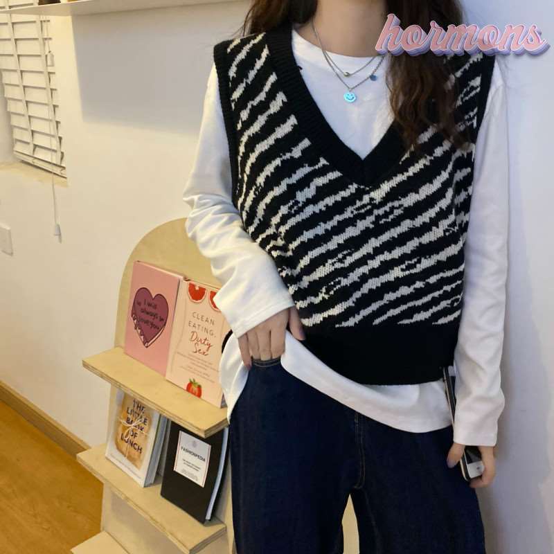 Áo len nữ cộc tay cổ chữ V thời trang Hàn