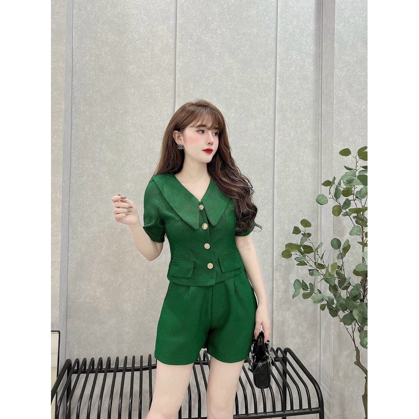 Sét bộ nữ gồm quần short và áo vest chất kaki bố dày dặn tôn dáng kiểu trang phục đi chơi, dự tiệc thời trang nữ ARAVA