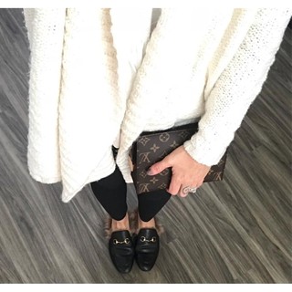 Cluth LV nhỏ xinh (có dây xích đeo chéo)