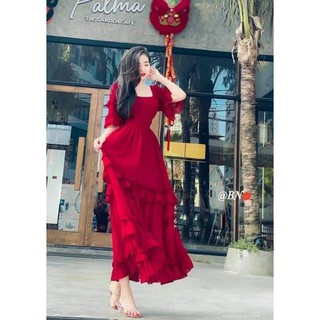 Váy siêu phẩm