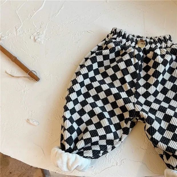 Quần Dài Vải Nhung Dày Kiểu Mới Dễ Phối Đồ Thời Trang Thu Đông Cho Bé