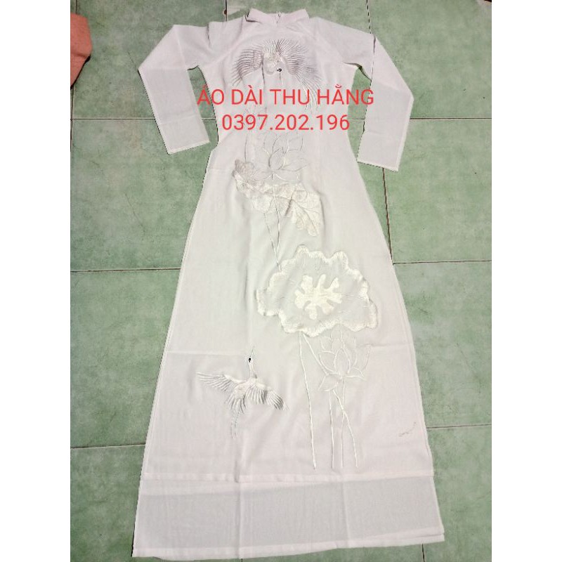 Áo dài trắng thêu 4tà