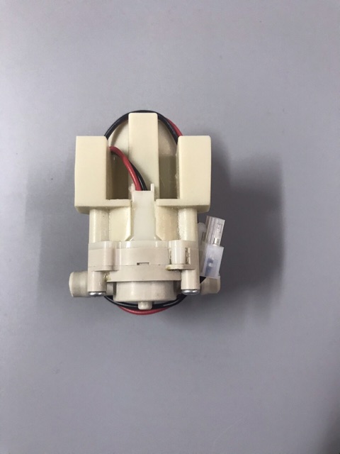 Bơm nước lên tủ lạnh Hitachi