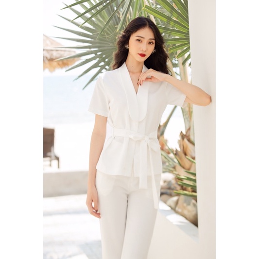 Áo clothesrack cổ sam có tay sammie