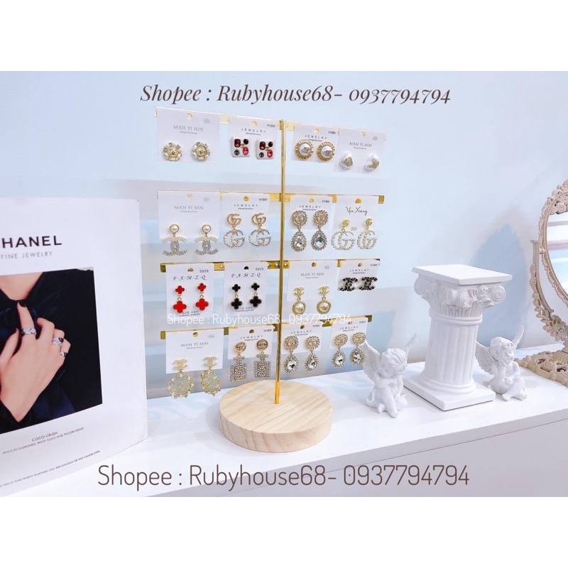 Giá treo hoa tai đẹp cho shop