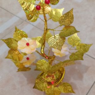 Cành vàng lá ngọc