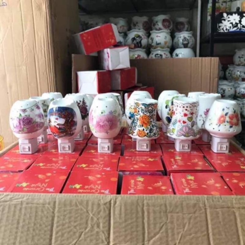 ĐÈN XÔNG TINH DẦU BÁT TRÀNG HÌNH NGẪU NHIÊN