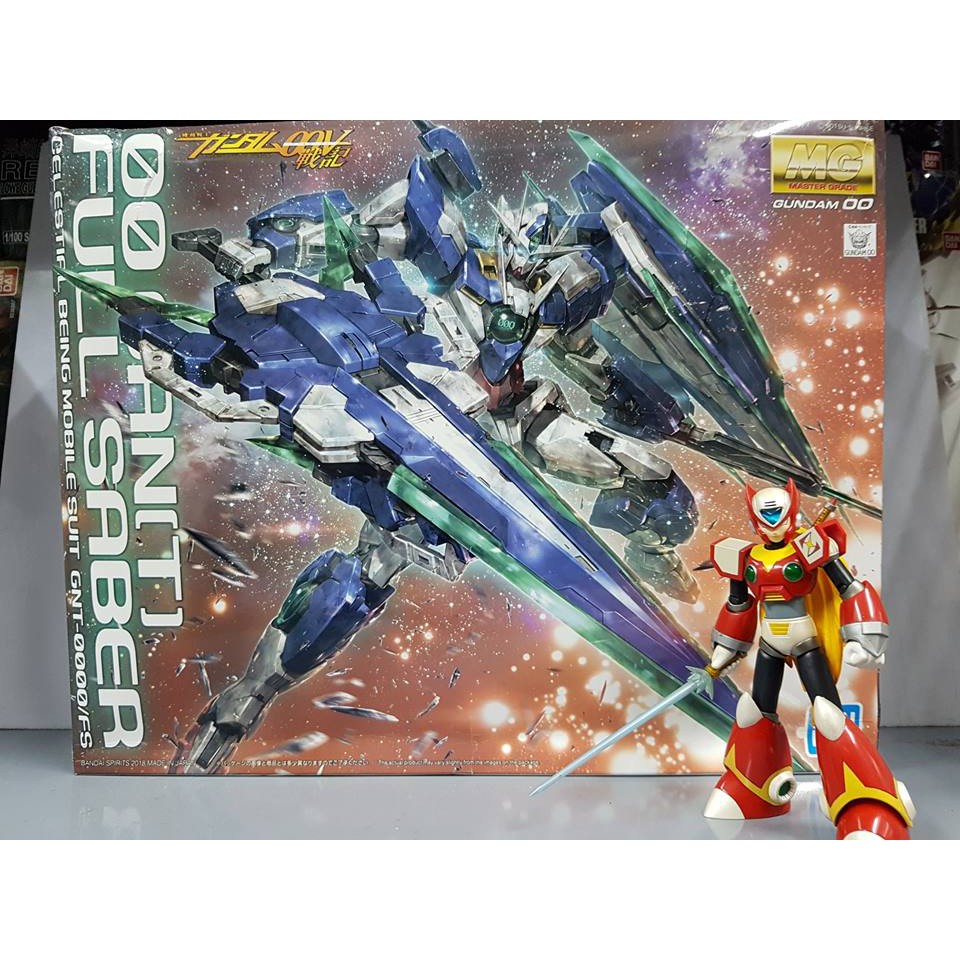 Mô hình nhựa lắp ráp MG 1/100 00 QAN T Full Saber 00Q GN Sword IV - Bandai