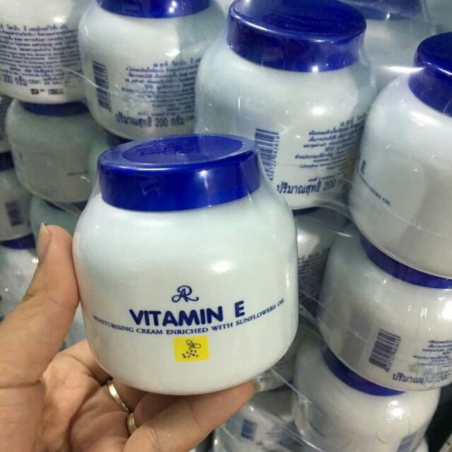 Kem dưỡng Aron Vitamin E Moisturizing Cream