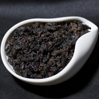 Trà Ô Long Đen hộp 250gr