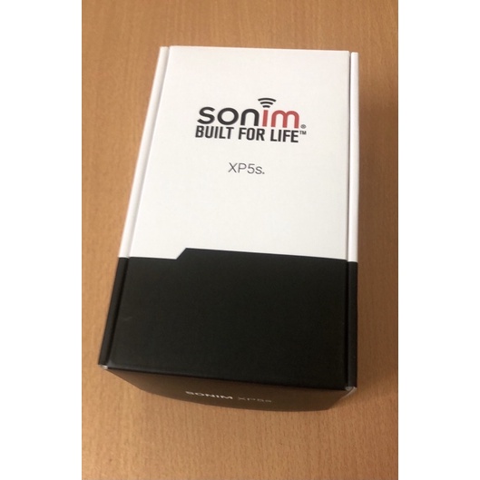 Điện thoai siêu bền chống nước, chống va đập Sonim XP5800