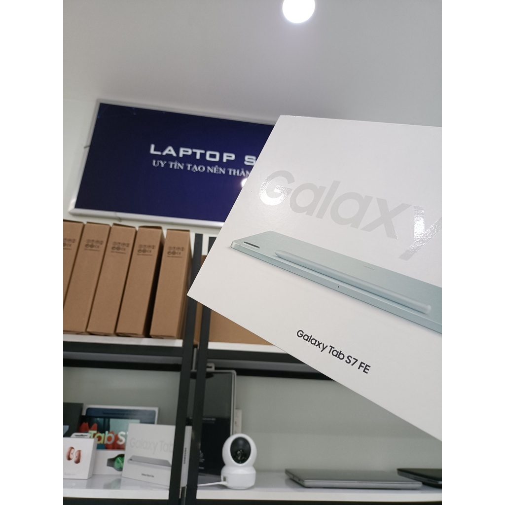 Tab S7 fe của samsung màu bạc có bút | BigBuy360 - bigbuy360.vn