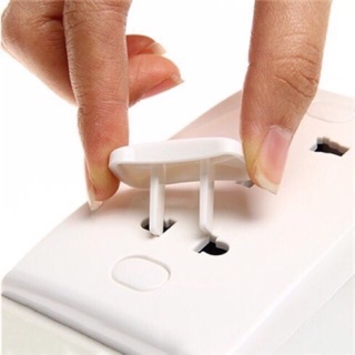 Nút Bịt Ổ Điện An Toàn Cho Bé (1 nút)