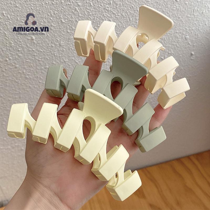 ✨✨Kẹp tóc dạng hàm cá mập dễ thương