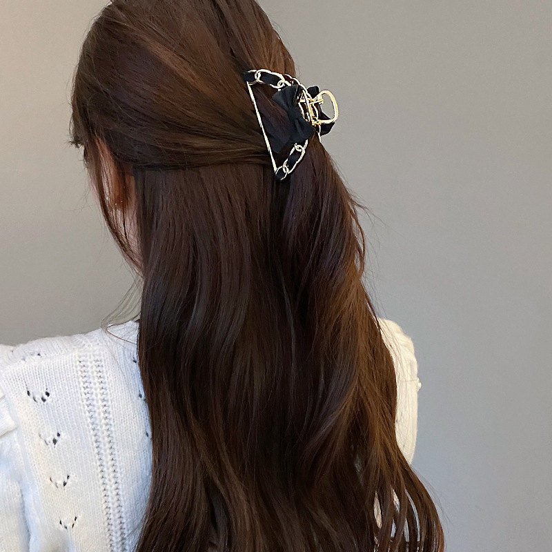 Mặc gì đẹp: Xinh đẹp với Kẹp tóc hình nơ sau lưng phong cách Hàn Quốc thanh lịch cho nữ