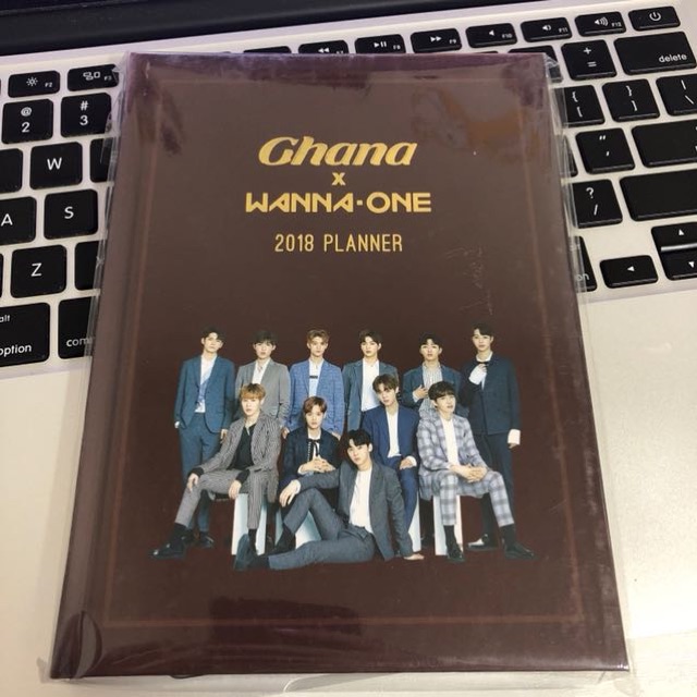 Sổ tay Ghana Planner 2018 nhóm Wanna One