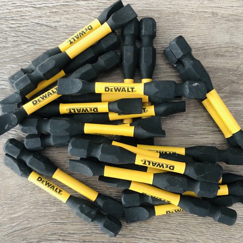 Mũi Vít 2 cạnh dẹp SL6 Dewalt