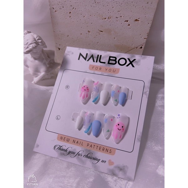 Nail box thiết kế giá rẻ