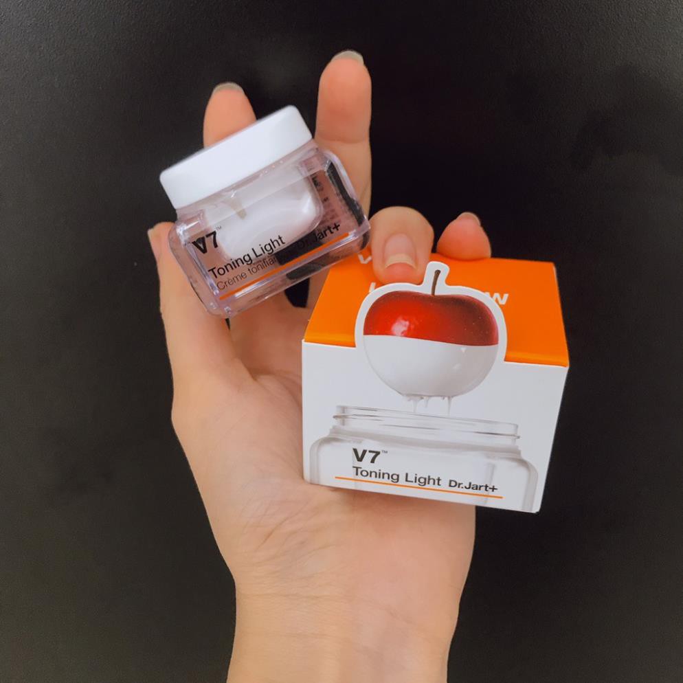 [AUTHENTIC] Kem dưỡng V7 Toning Light  (Mẫu Mới) Mini Size 15ml | BigBuy360 - bigbuy360.vn