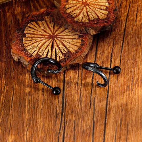 Bông Tai Nam Cá Tính Titan Ko Đen TT 2874