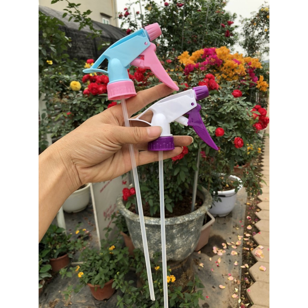 Đầu vòi xịt phun sương lắp chai nhựa Hồng Thanh Garden