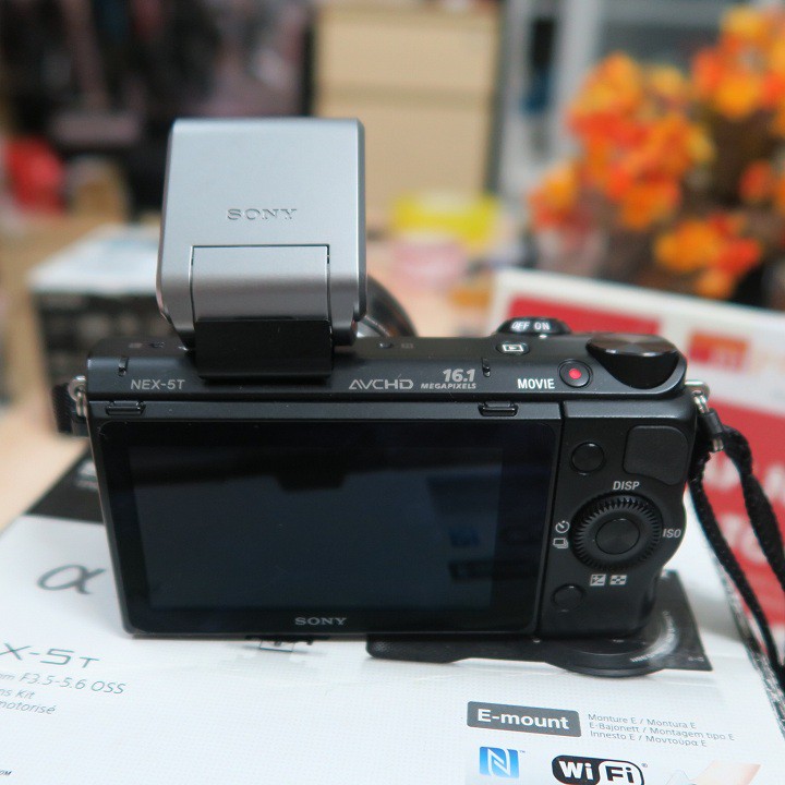 Máy ảnh Sony Nex 5T kèm ống kính 16-50 fullbox có wifi