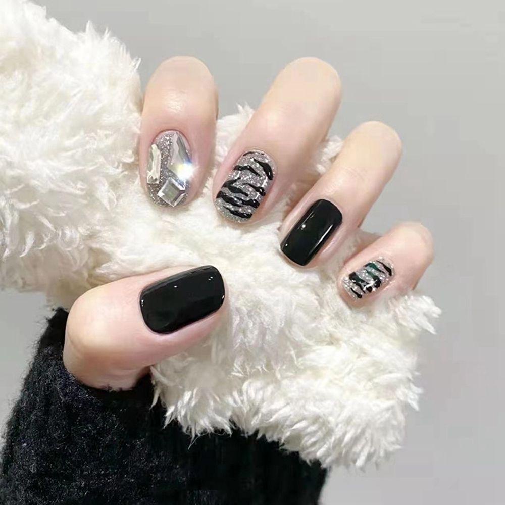 [Hàng mới về] Set 24 móng tay giả dáng ngắn đầu tròn/ vuông đính kim tuyến lấp lánh dạng nhấn tiện lợi